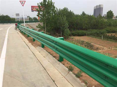 孝感波形护护栏怎么分类？？