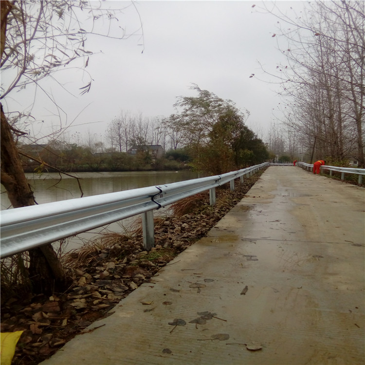 浙江公路护栏几多钱一米？
